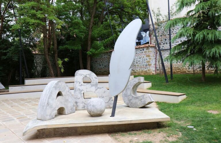 644fbaa269046-ff7001c5-7bec-42c4-8b1f-6285eeb05fa9